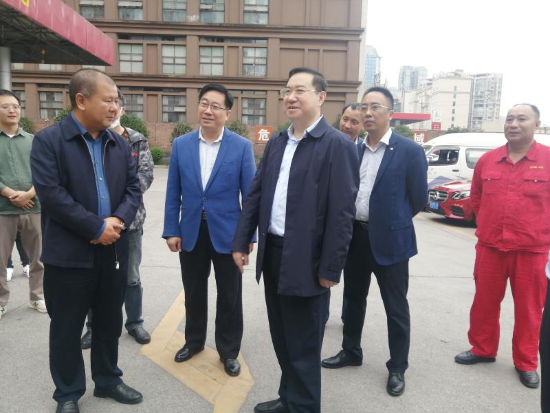 市政府副市长赵建仁带队开展市场安全及疫情防控工作检查